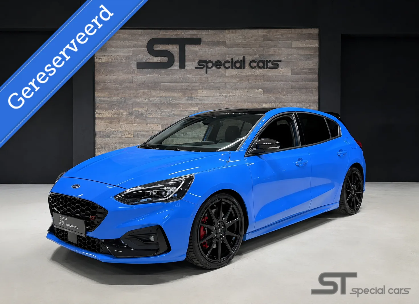 Ford Focus (2022) — foto 1