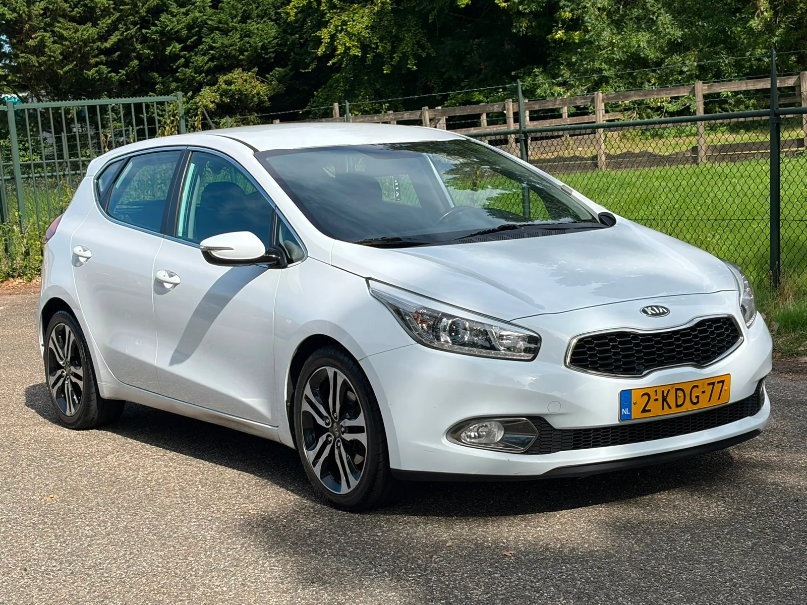 Kia Cee'd (2013) — foto 1