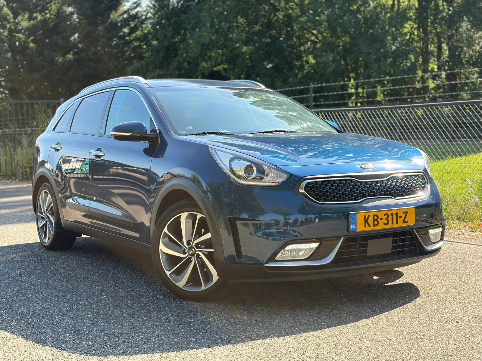Kia Niro (2016) — foto 1