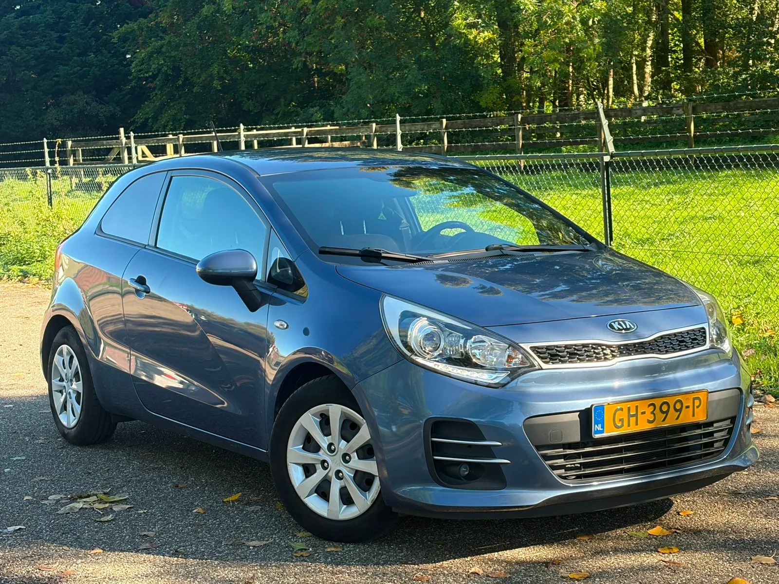 Kia Rio (2015) — foto 1