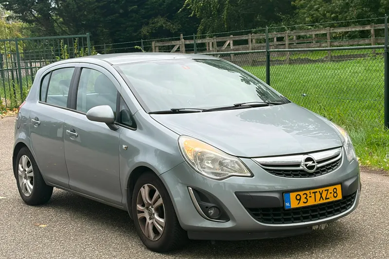 Opel Corsa (2011)