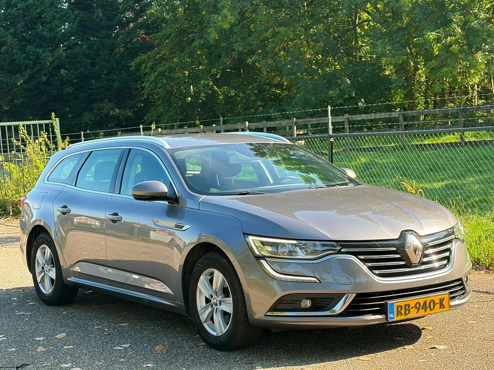 Renault Talisman (2017) — foto 1