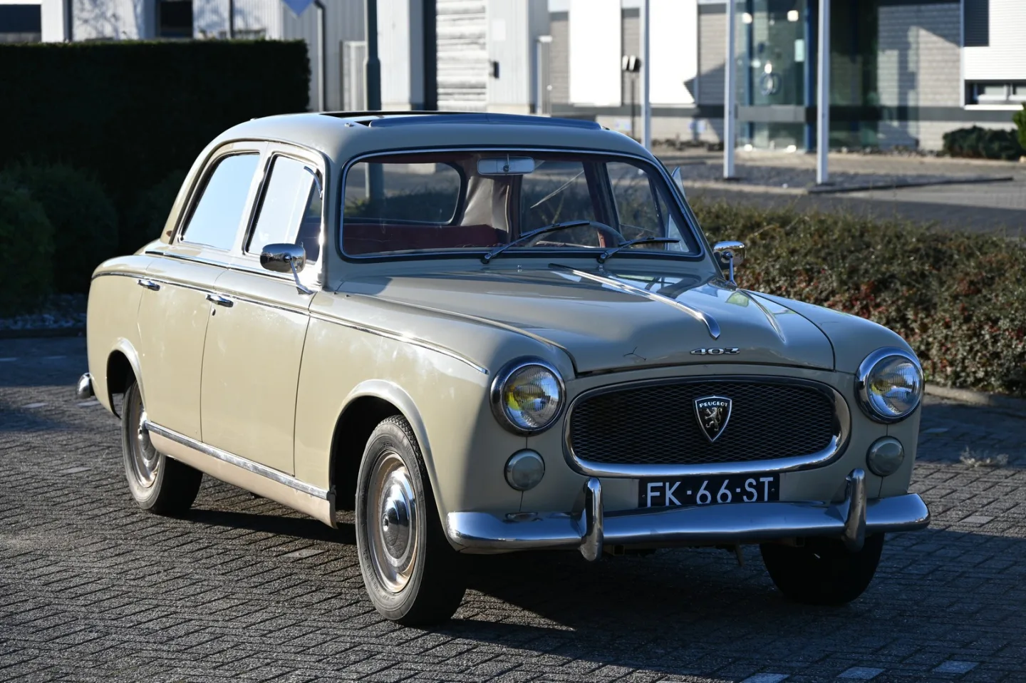 Peugeot 403 (1961) — foto 1