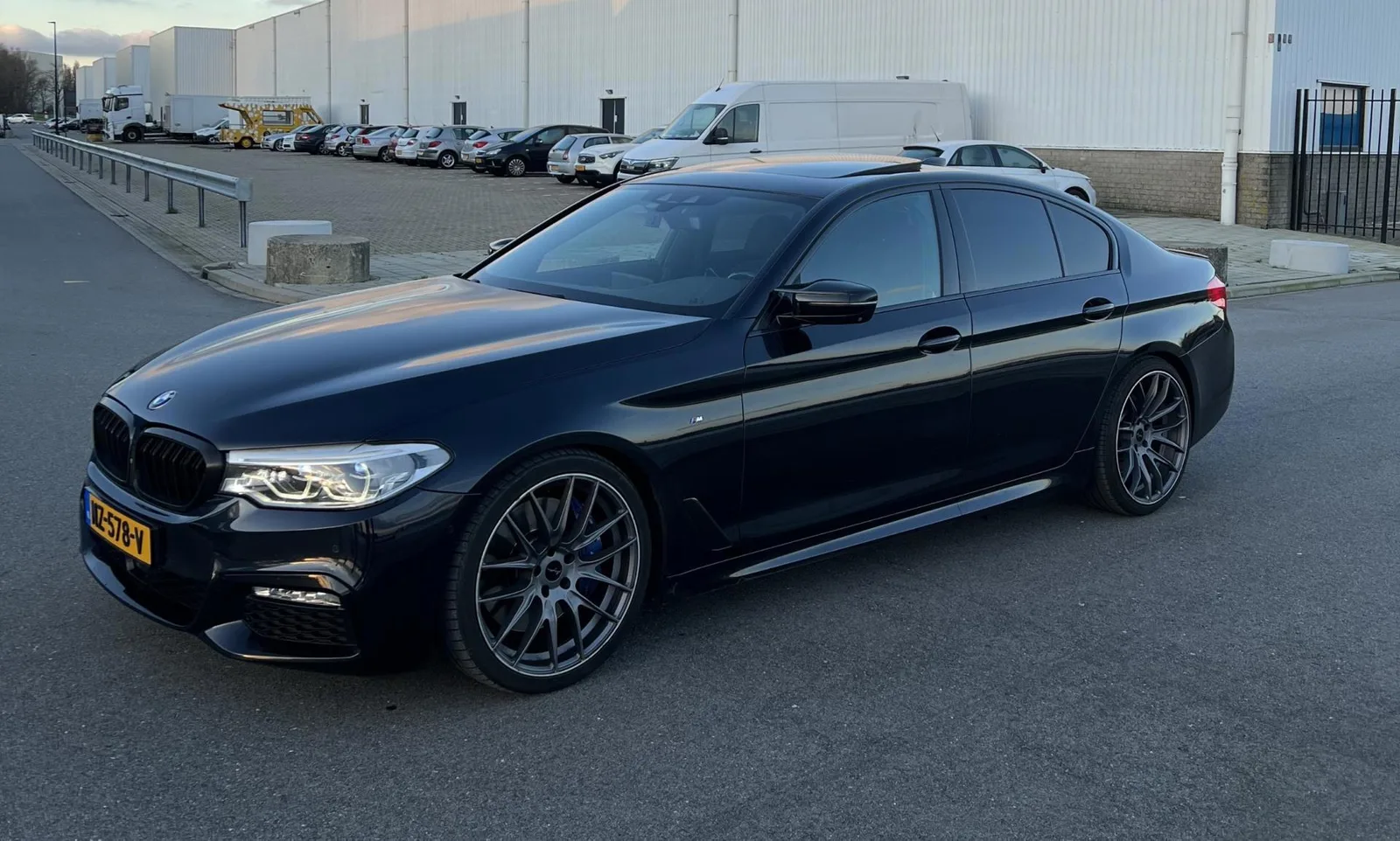 BMW 5-Serie (2017) — foto 1