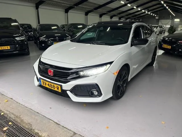 Honda Civic (2019) — foto 1