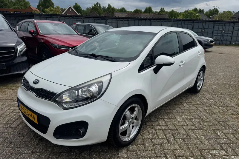 Kia Rio (2014)