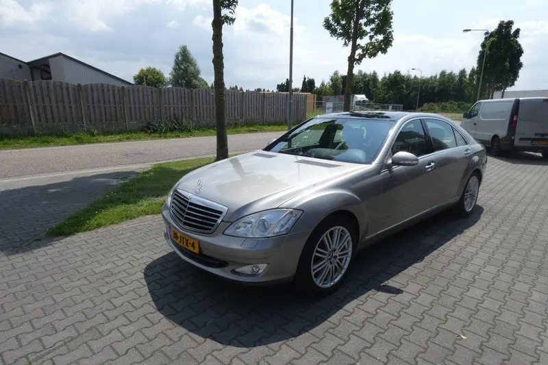 Mercedes-Benz S-Klasse (2007)