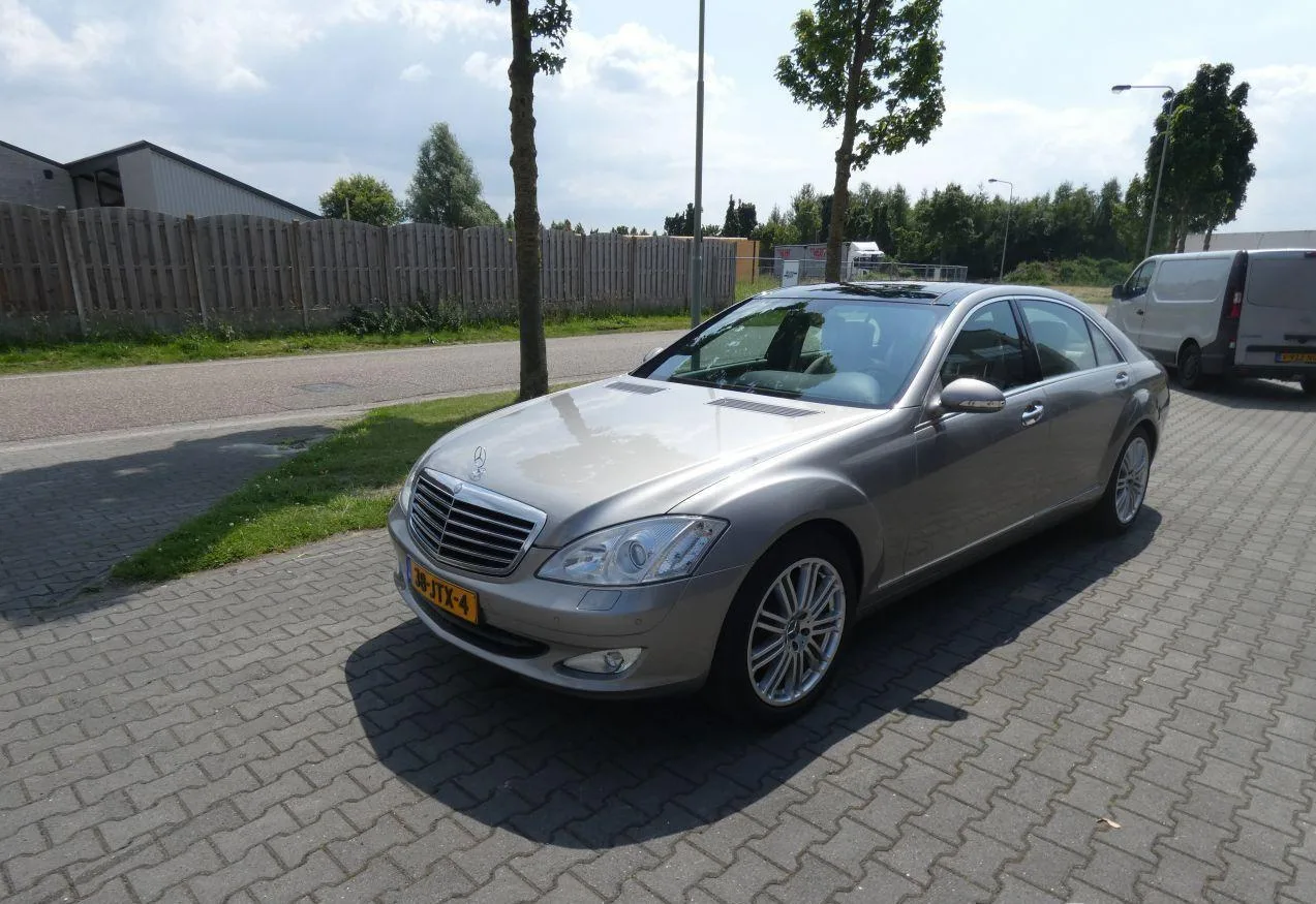Mercedes-Benz S-Klasse (2007) — foto 1
