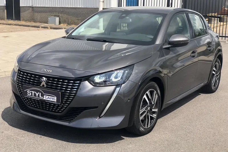Peugeot 208 (2020)