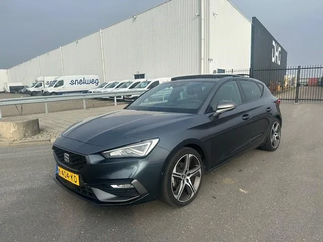 SEAT Leon (2021) — foto 1
