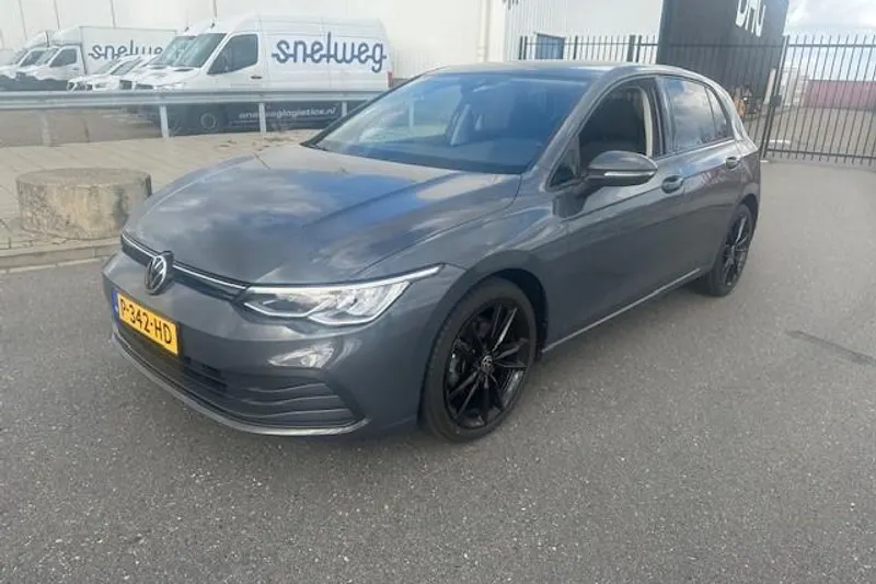 Volkswagen Golf (2021)