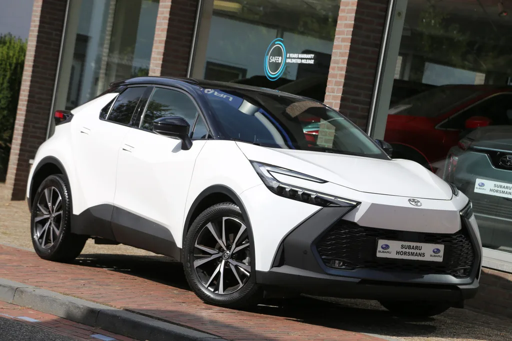 Toyota C-HR (2025) — foto 1