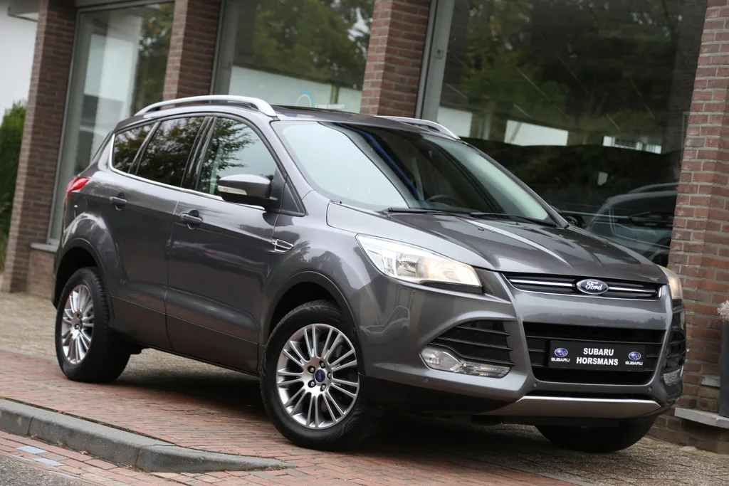 Ford Kuga (2013) — foto 1