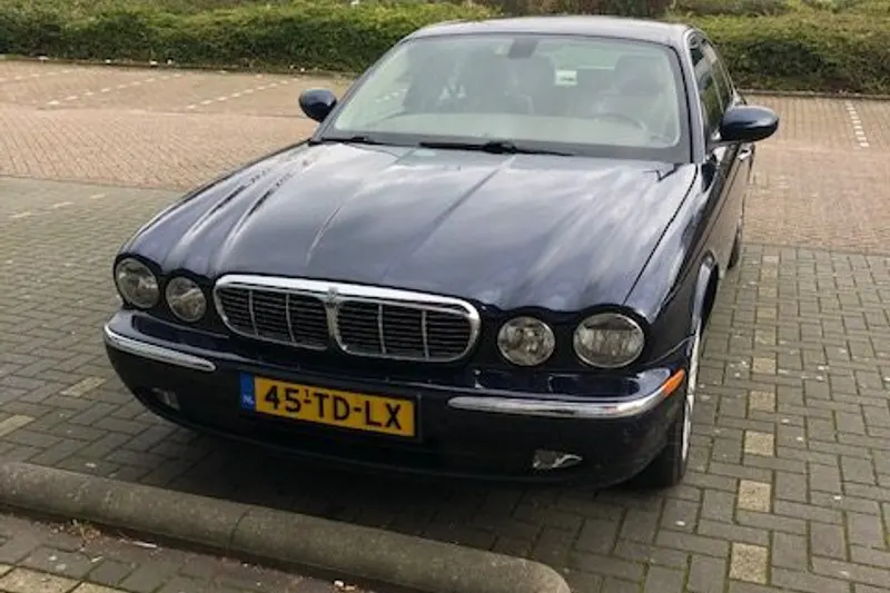 Jaguar XJ (2006)