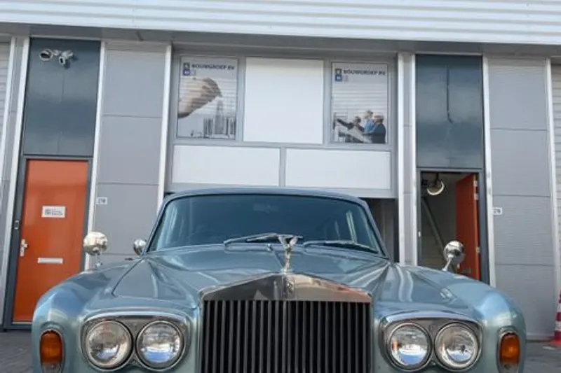 Rolls-Royce Silver Shadow (1975)