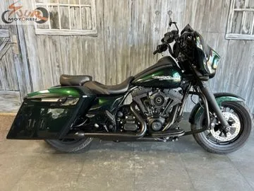 Harley-Davidson Street Glide (2015) — foto 1