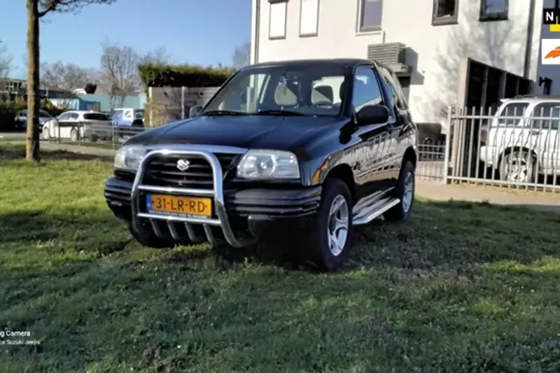 Suzuki Grand Vitara (2003)