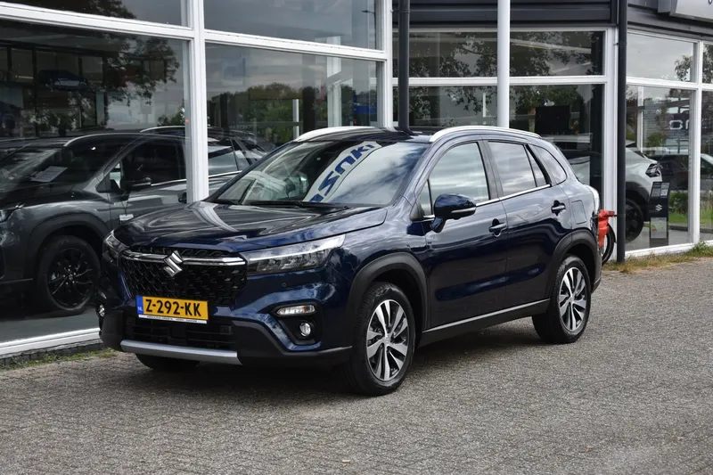 Suzuki S-Cross (2024)