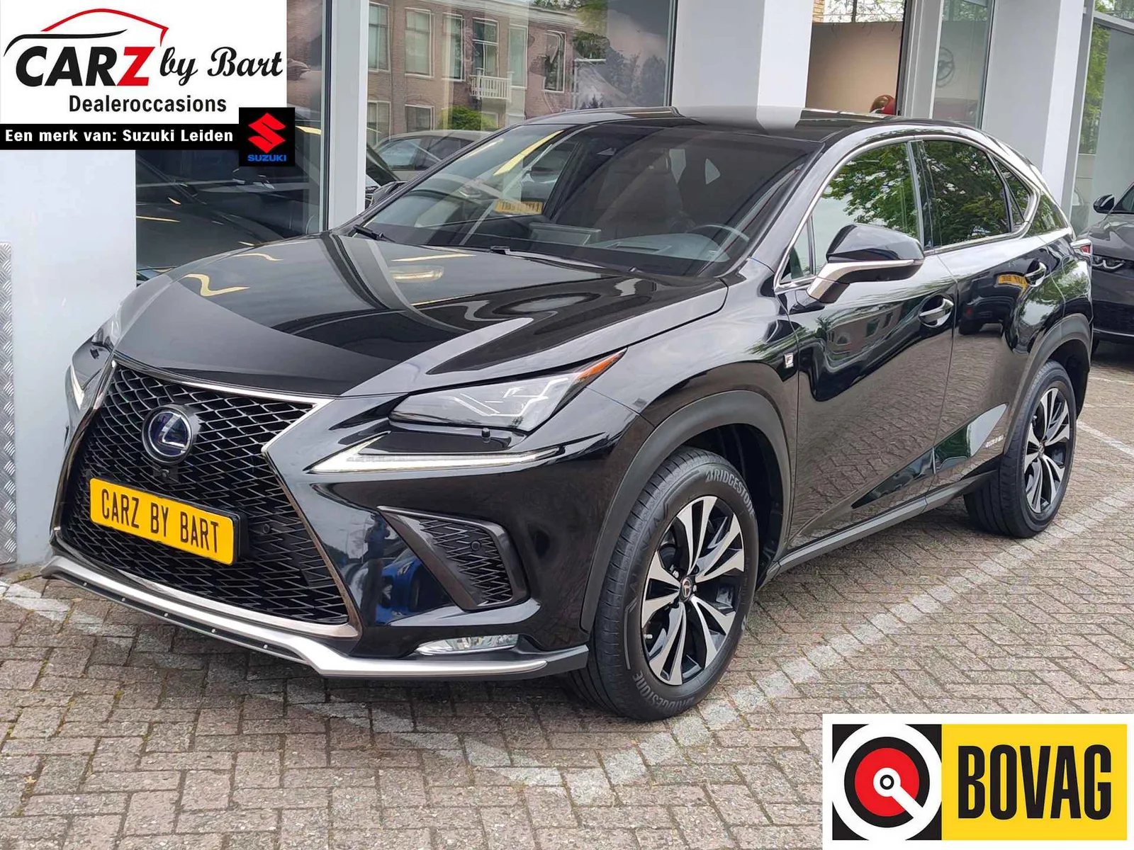 Lexus NX (2019) — foto 1