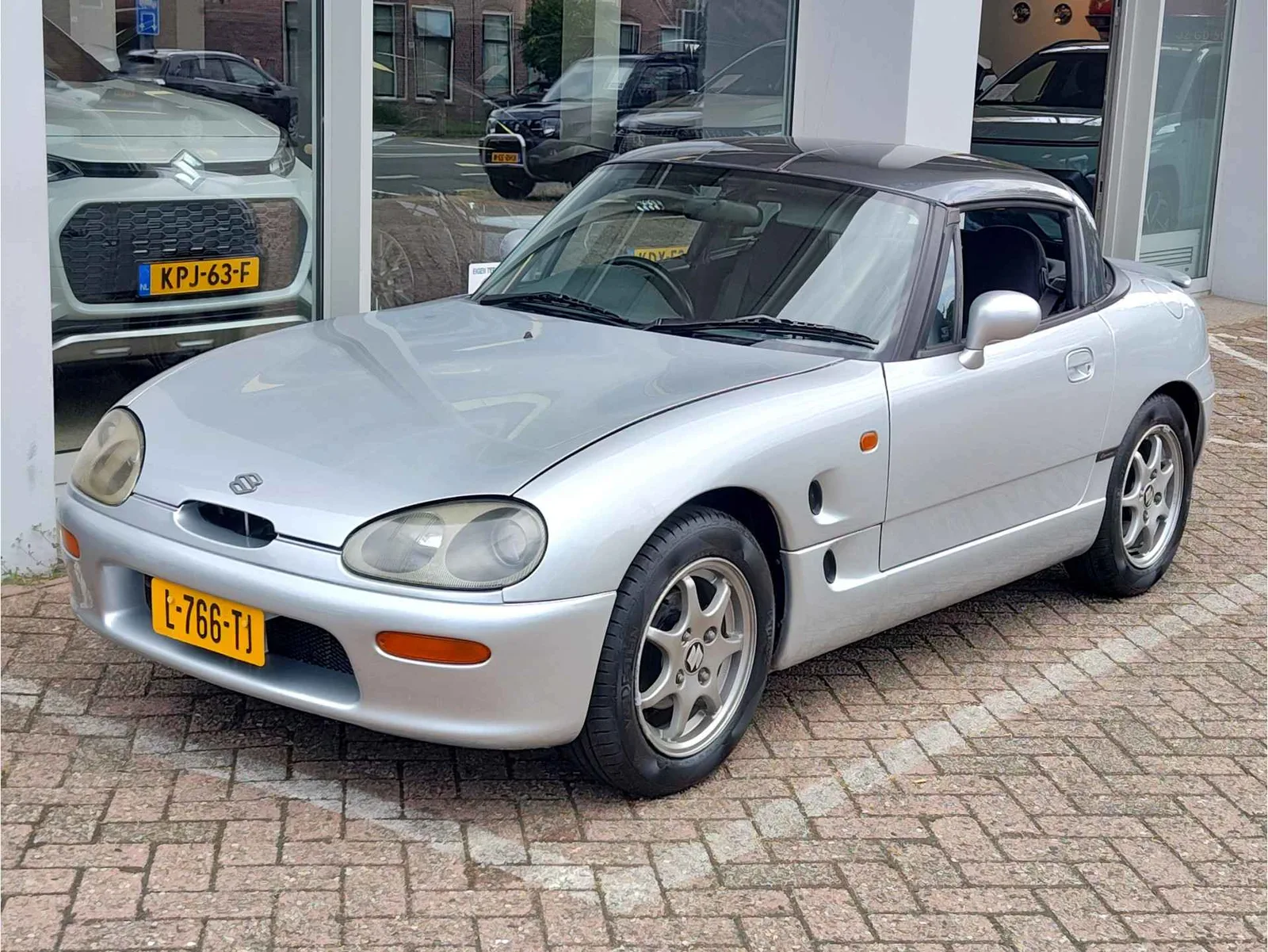 Suzuki Cappuccino (1996) — foto 1