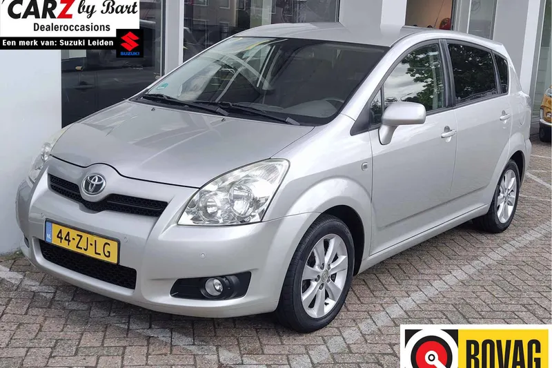 Toyota Verso (2008)