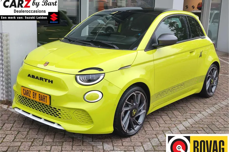 Abarth 500e (2023)