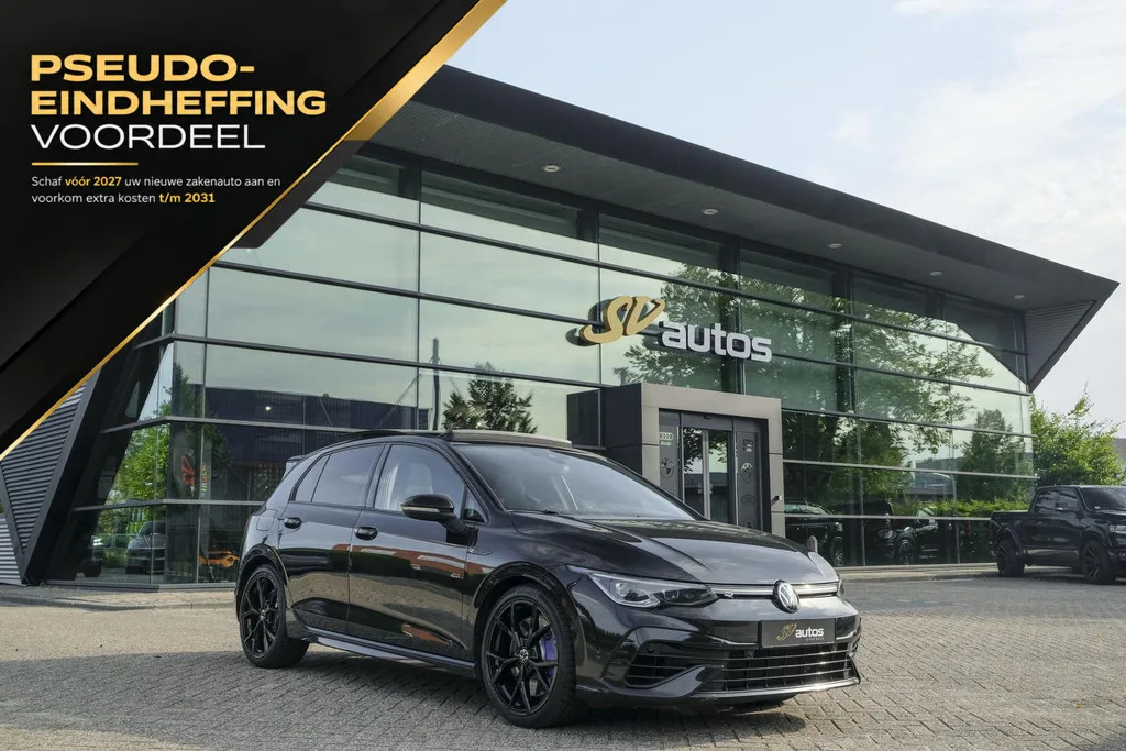 Volkswagen Golf (2022) — foto 1