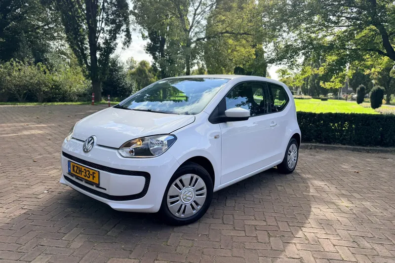Volkswagen Up! (2013)