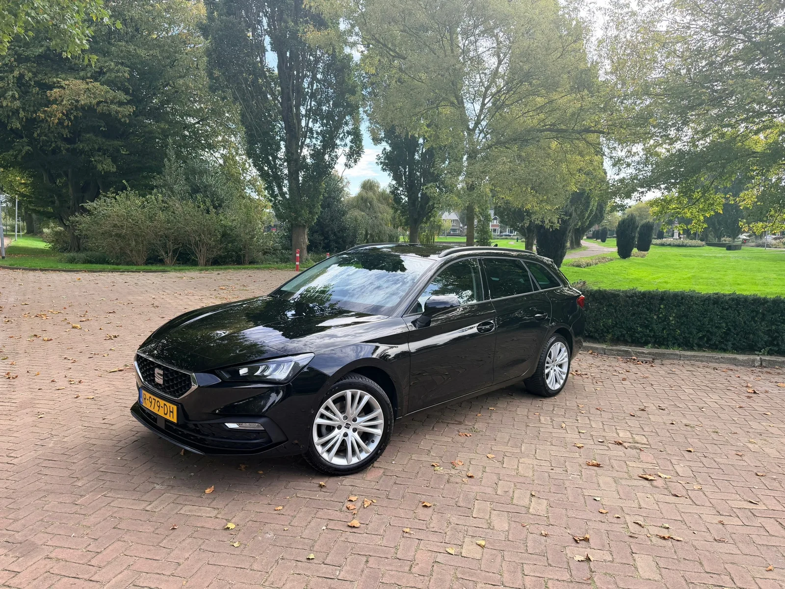 SEAT Leon Sportstourer (2022) — foto 1