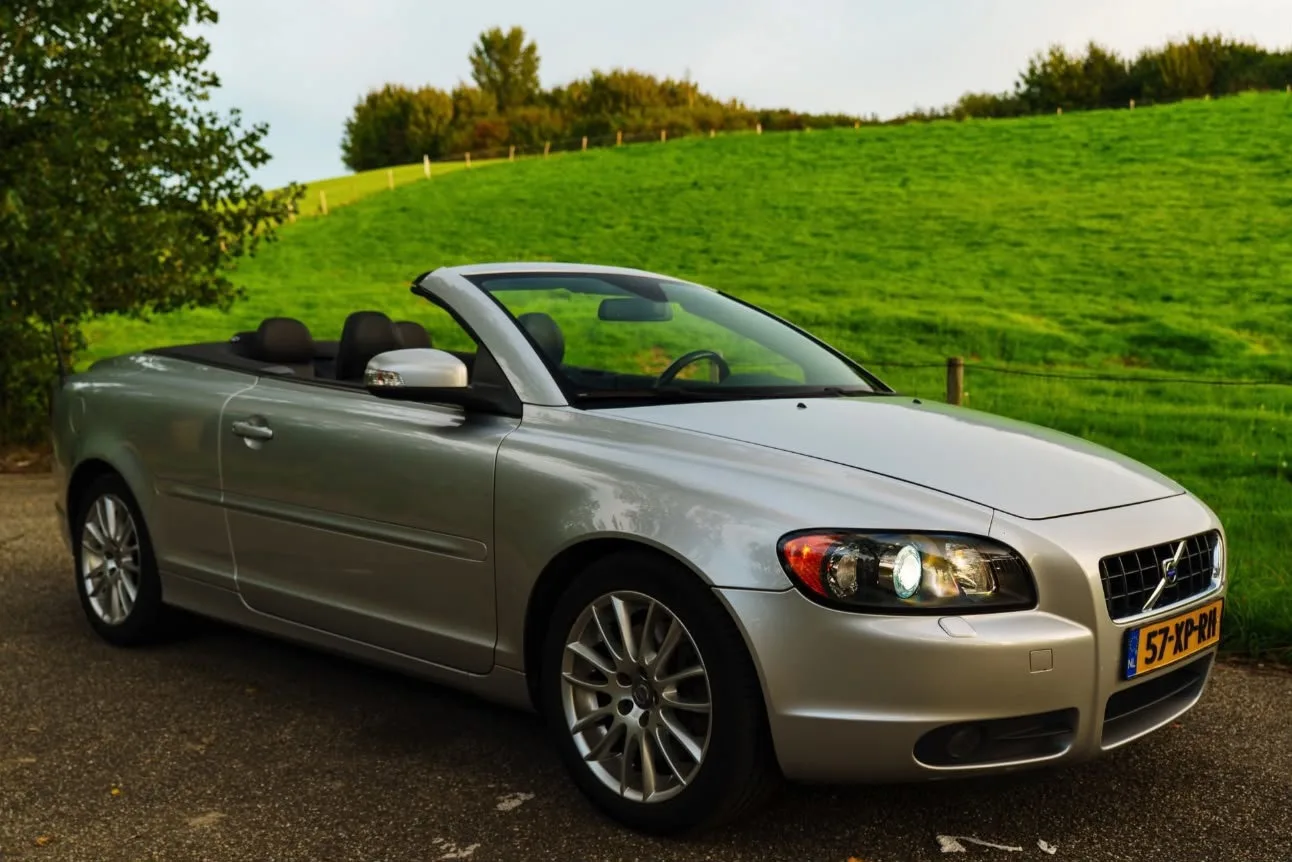 Volvo C70 (2007) — foto 1
