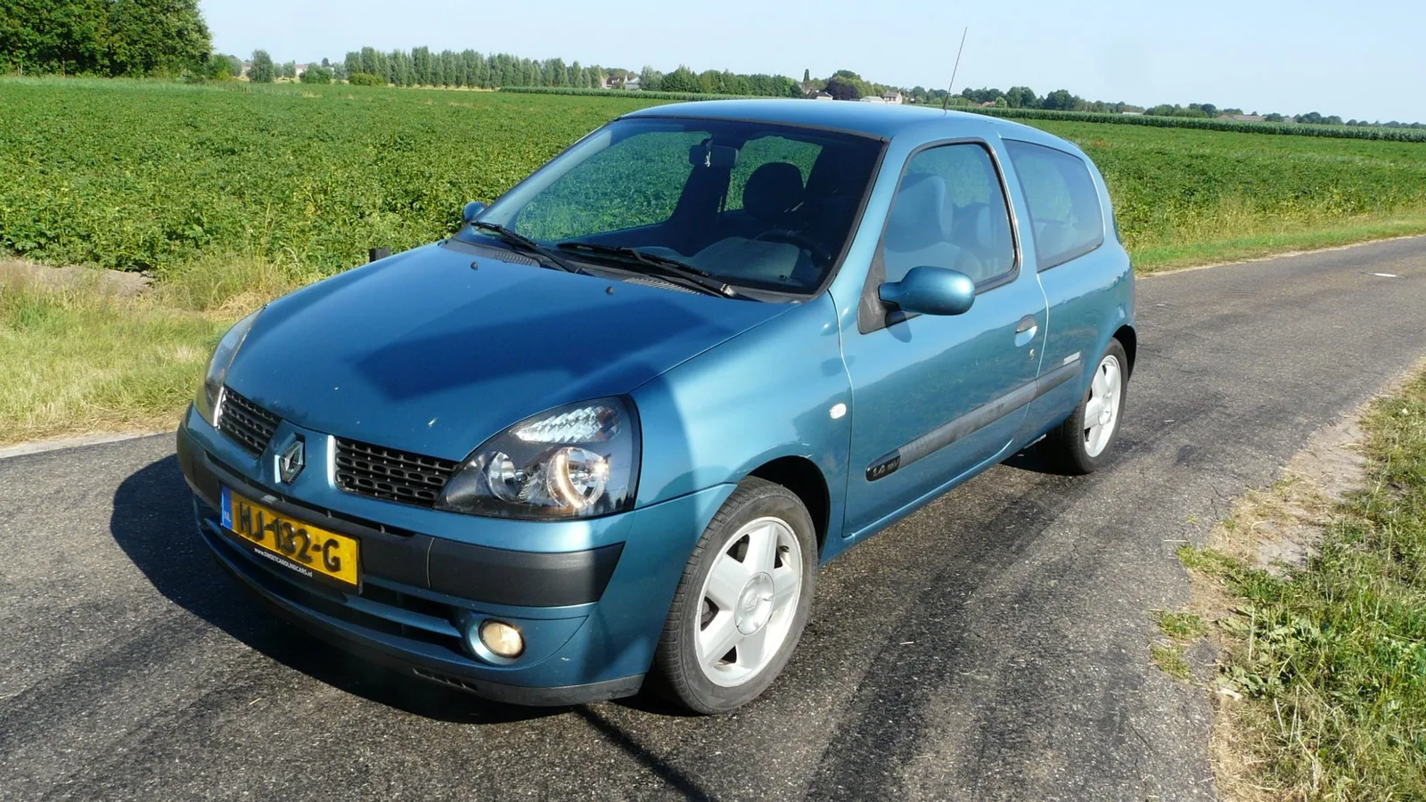 Renault Clio (2003) — foto 1
