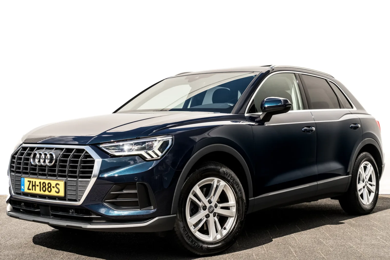 Audi Q3 (2019) — foto 1