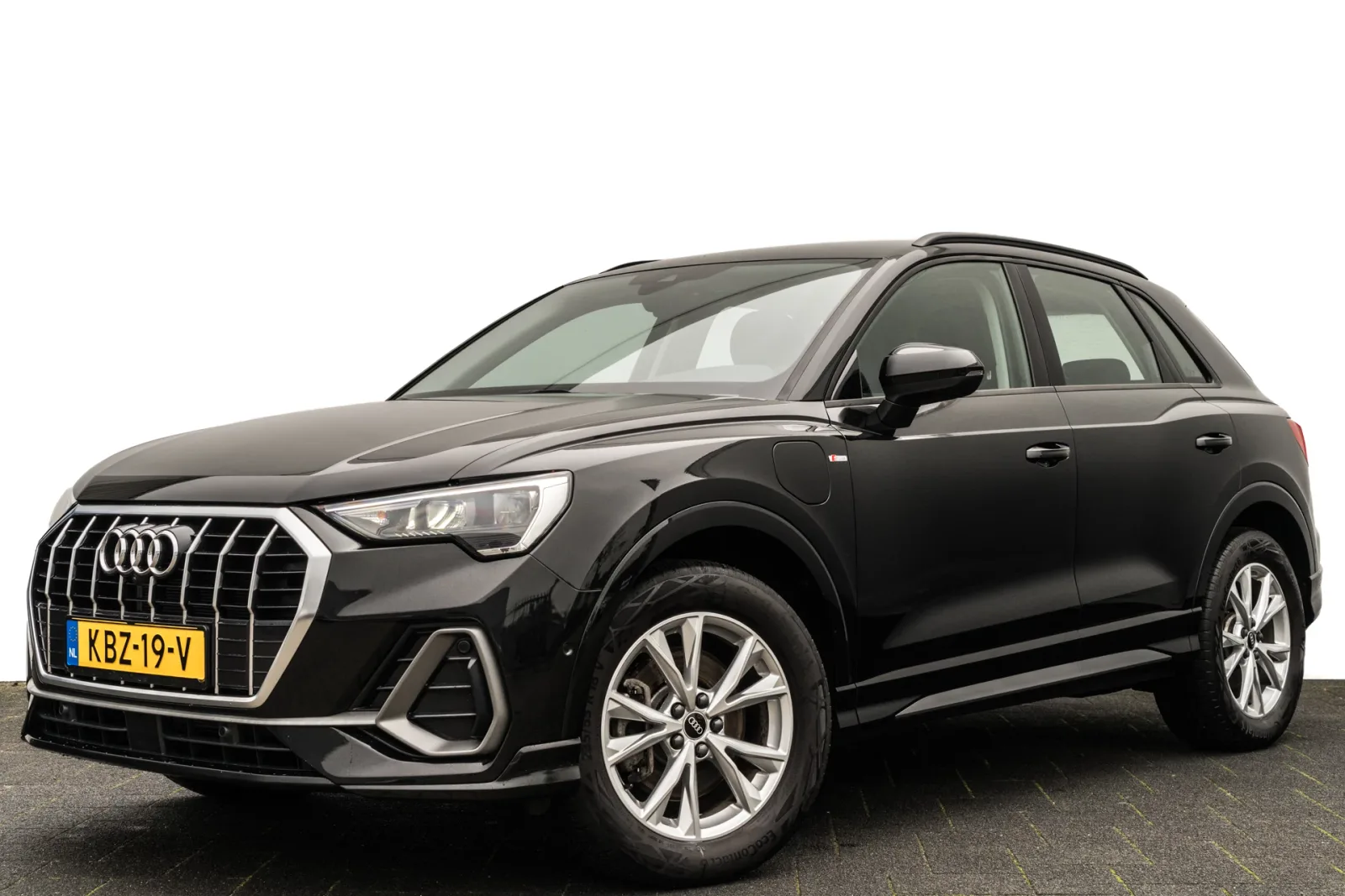 Audi Q3 (2022) — foto 1