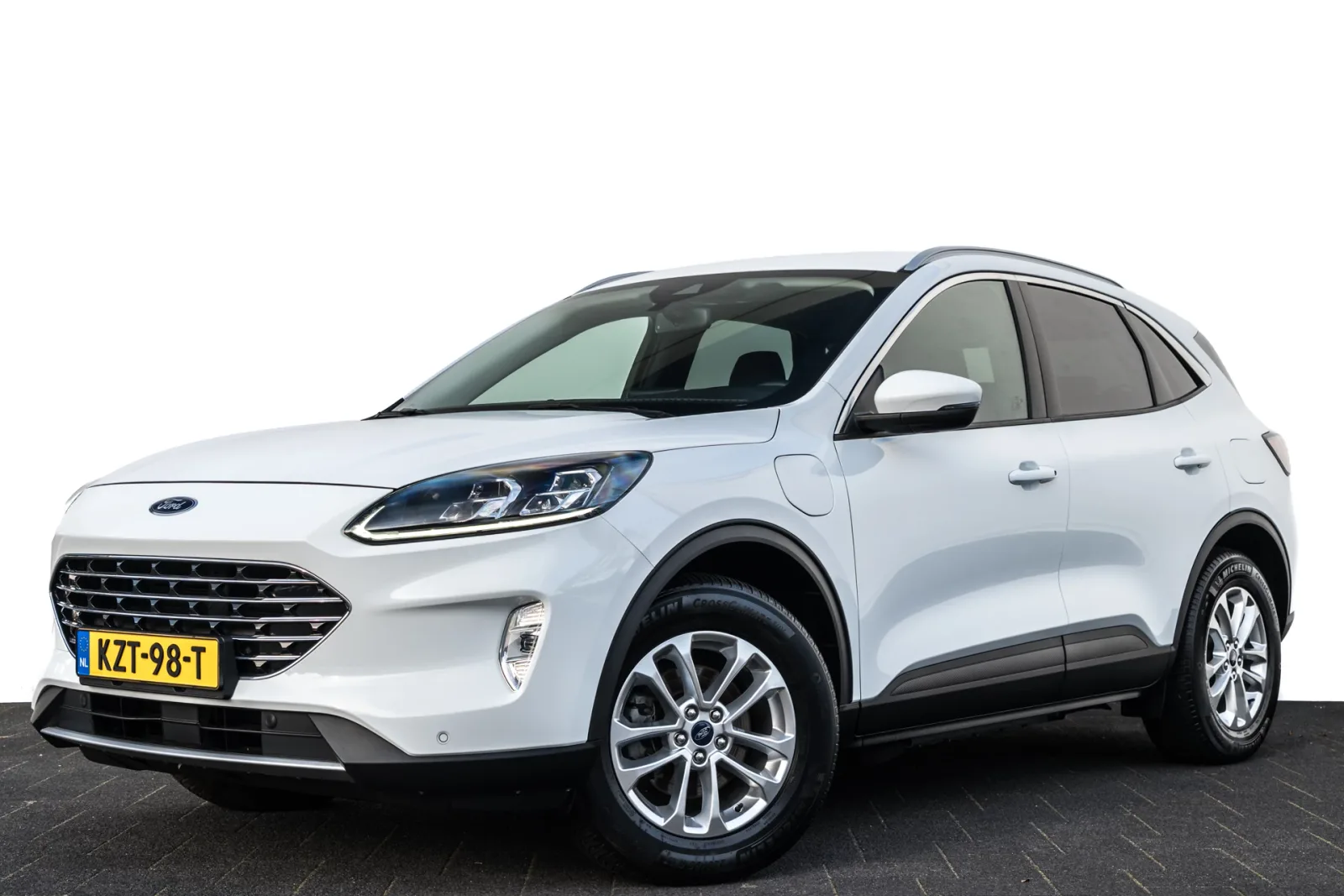 Ford Kuga (2022) — foto 1
