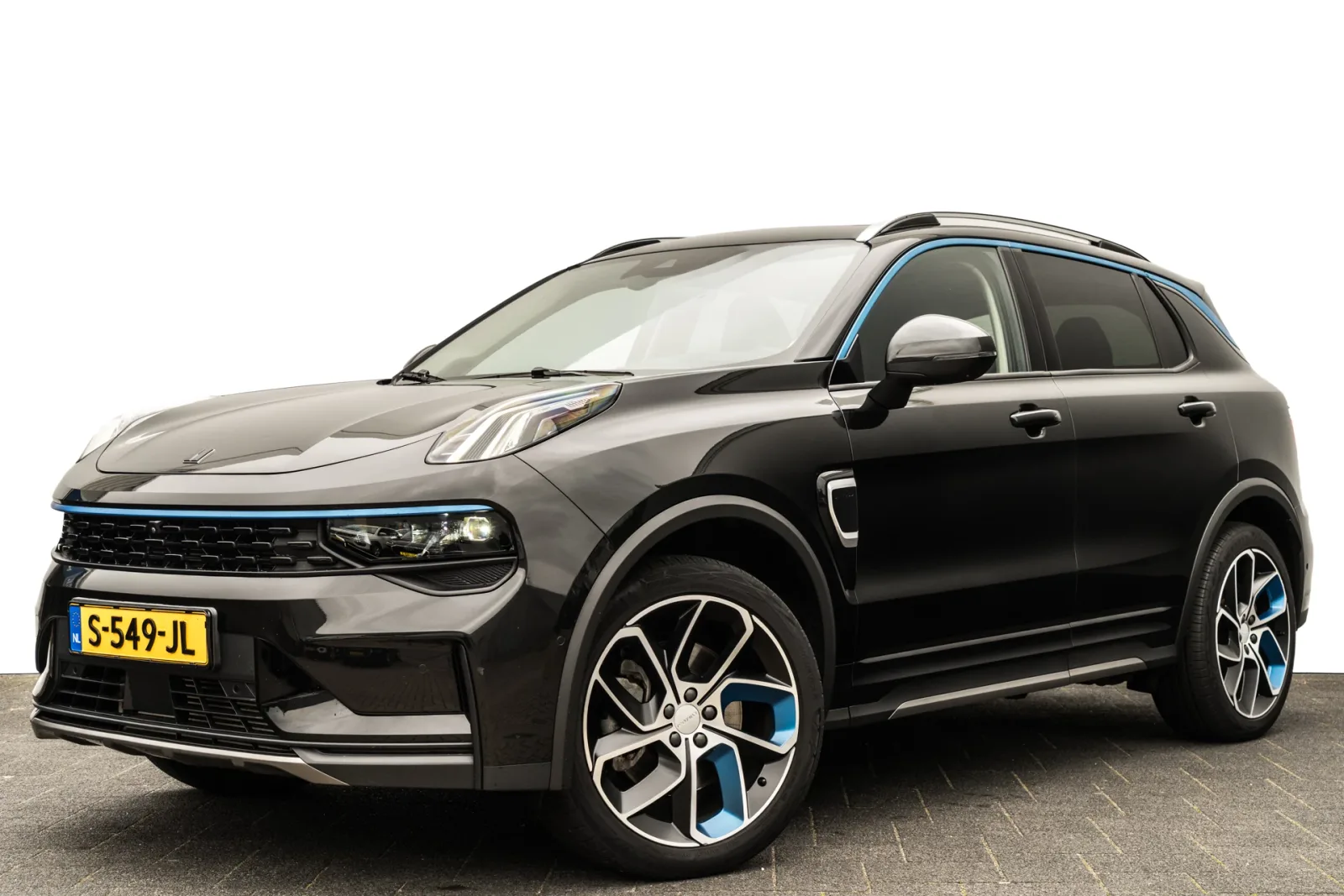 Lynk & Co 01 (2023) — foto 1