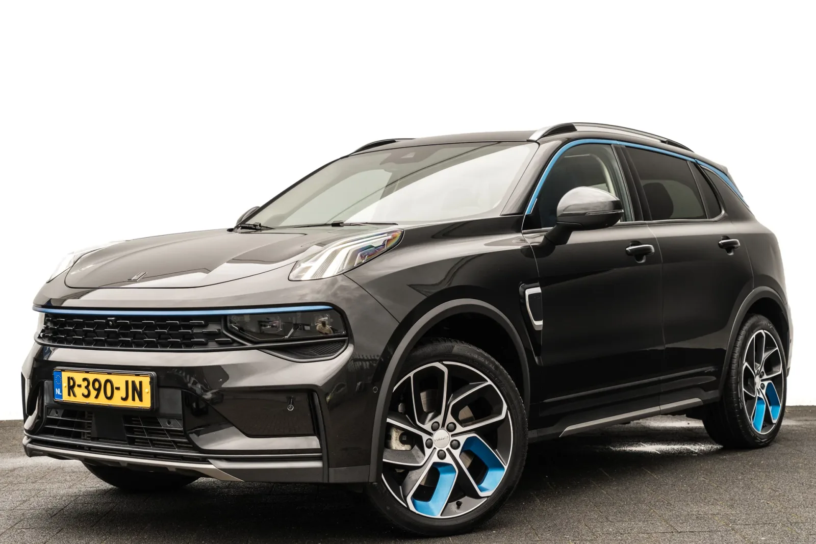 Lynk & Co 01 (2022) — foto 1