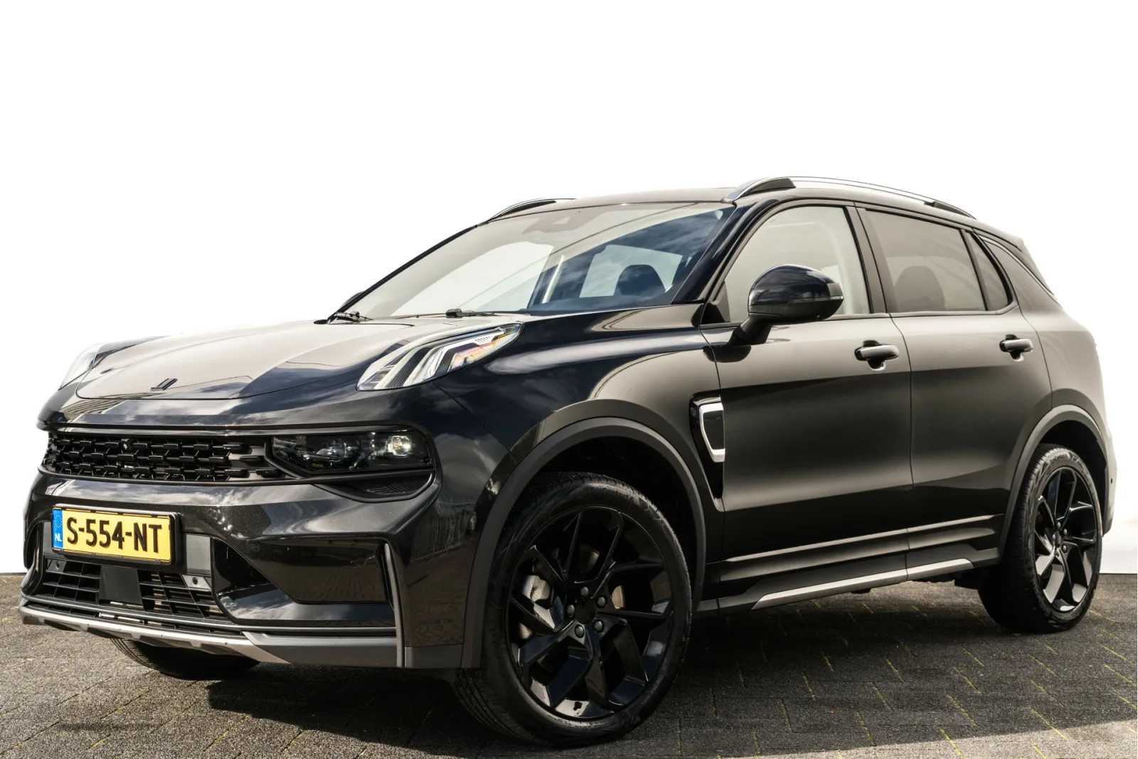 Lynk & Co 01 (2023) — foto 1