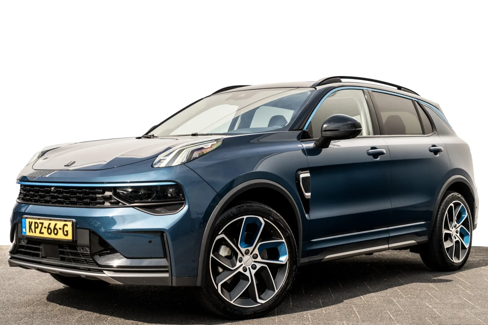 Lynk & Co 01 (2023) — foto 1