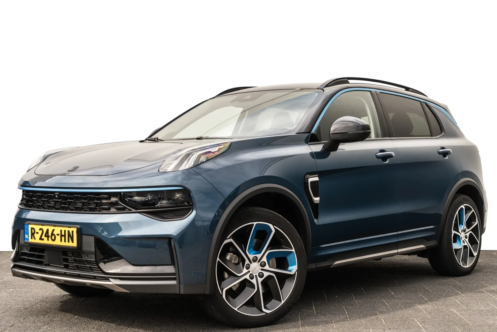 Lynk & Co 01 (2022) — foto 1