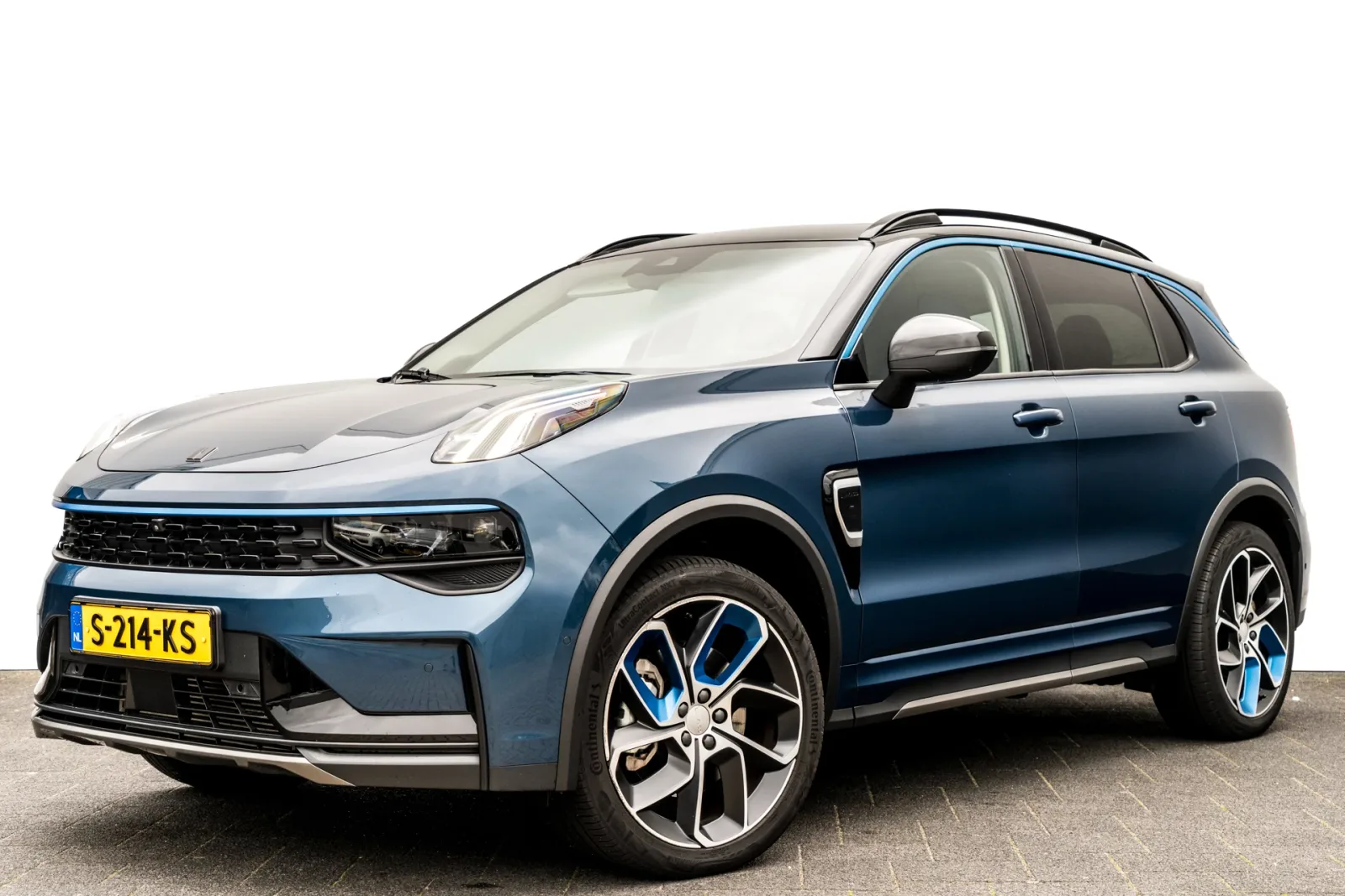 Lynk & Co 01 (2023) — foto 1