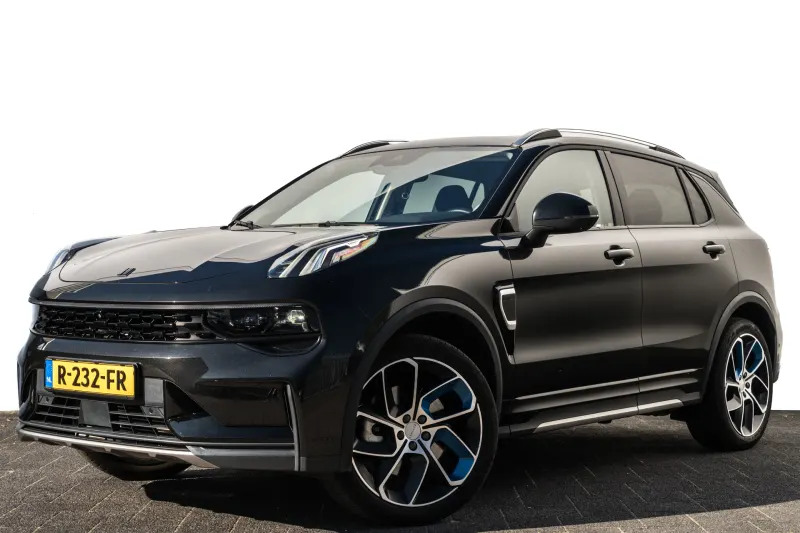 Lynk & Co 01 (2022)