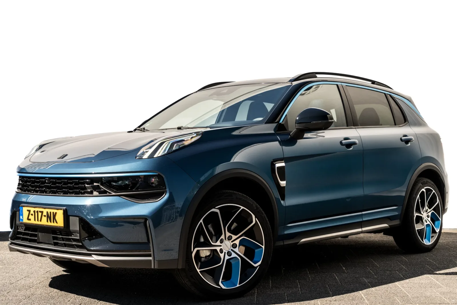 Lynk & Co 01 (2023) — foto 1