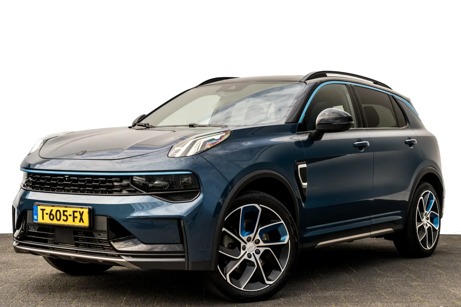 Lynk & Co 01 (2023) — foto 1
