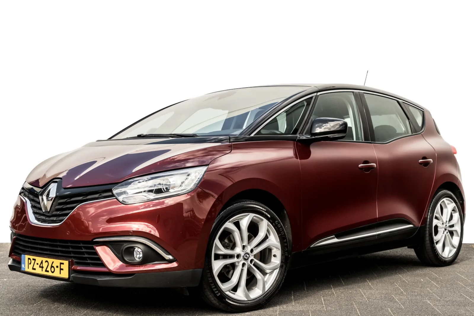 Renault Scénic (2017) — foto 1