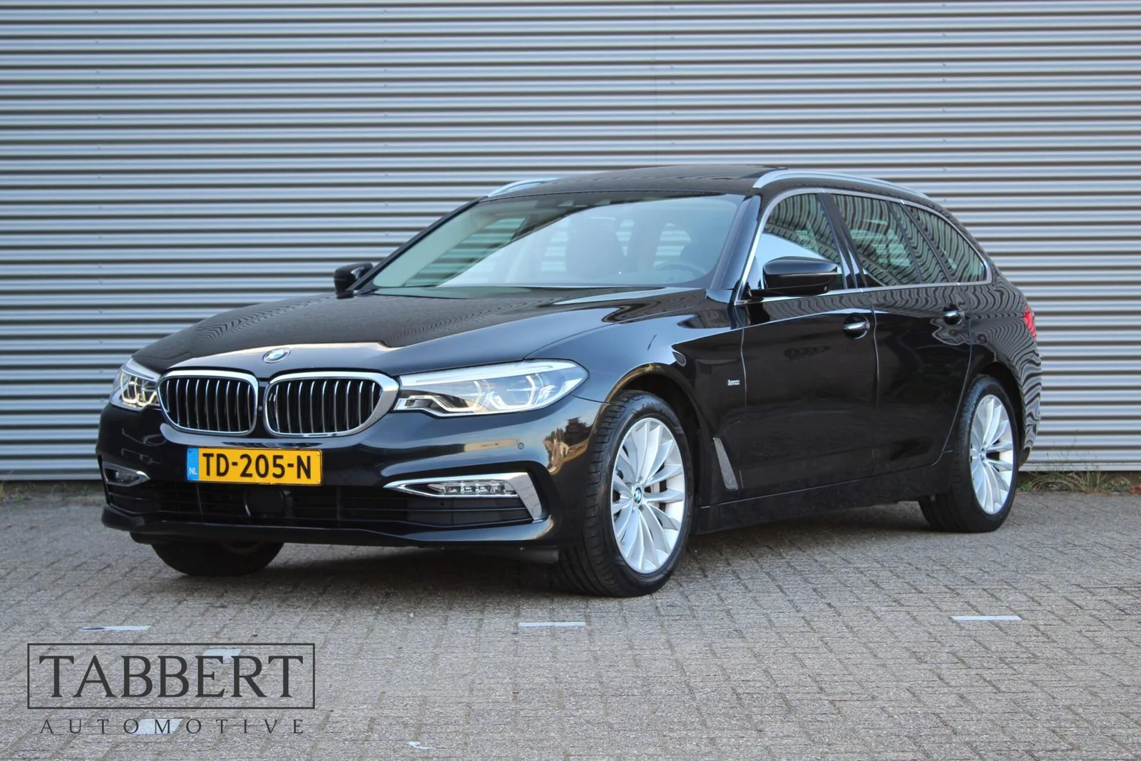 BMW 5-Serie (2017) — foto 1