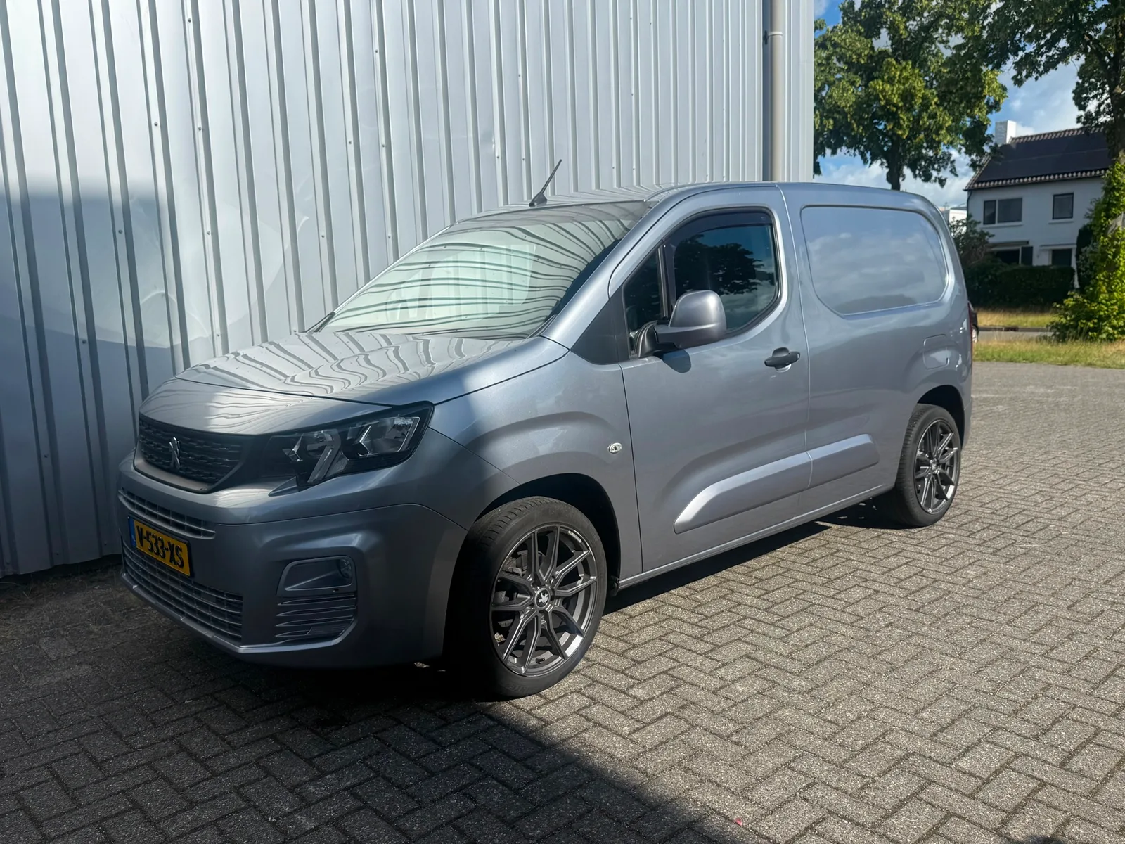 Peugeot Partner (2019) — foto 1