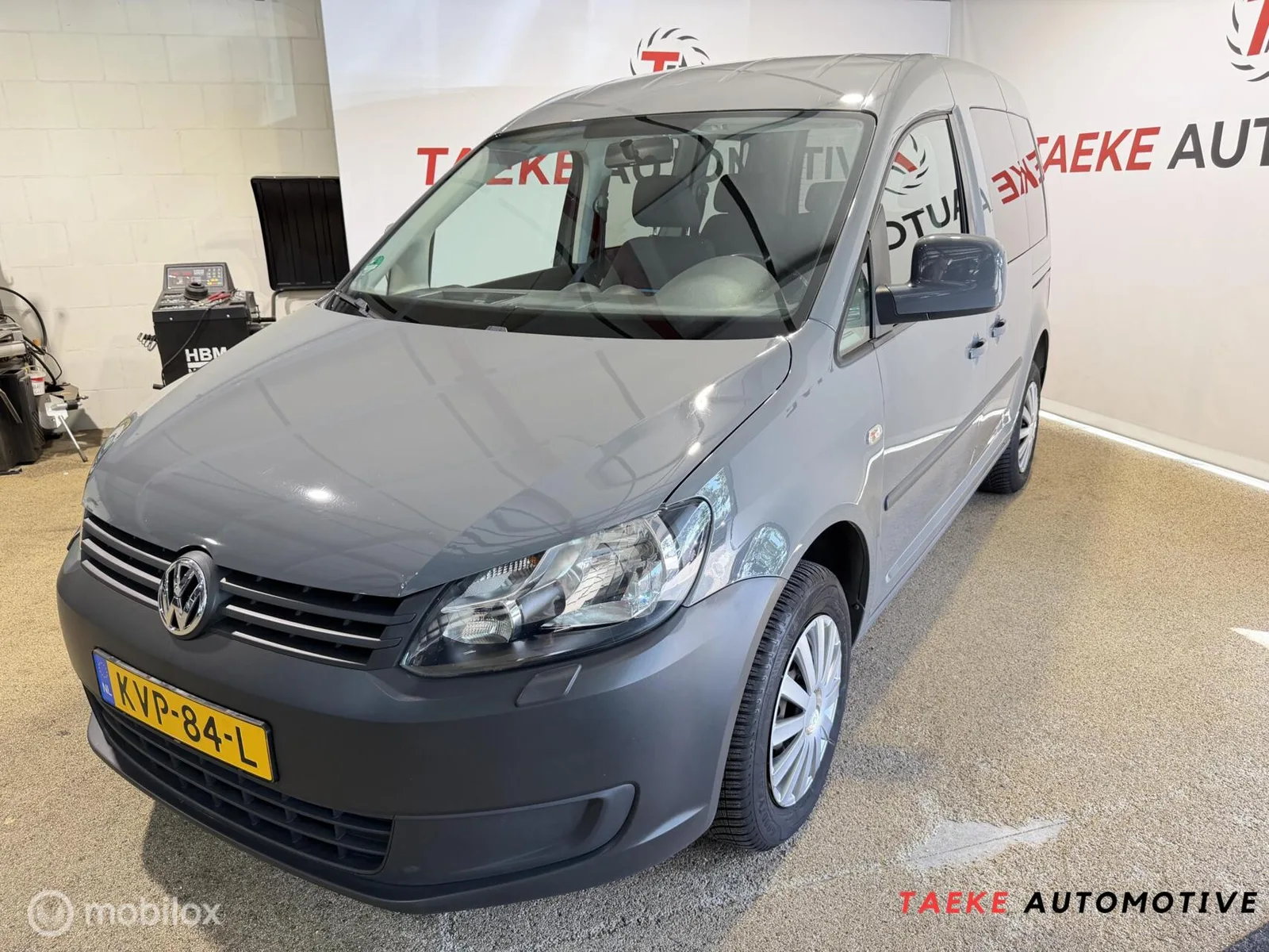 Volkswagen Caddy (2012) — foto 1