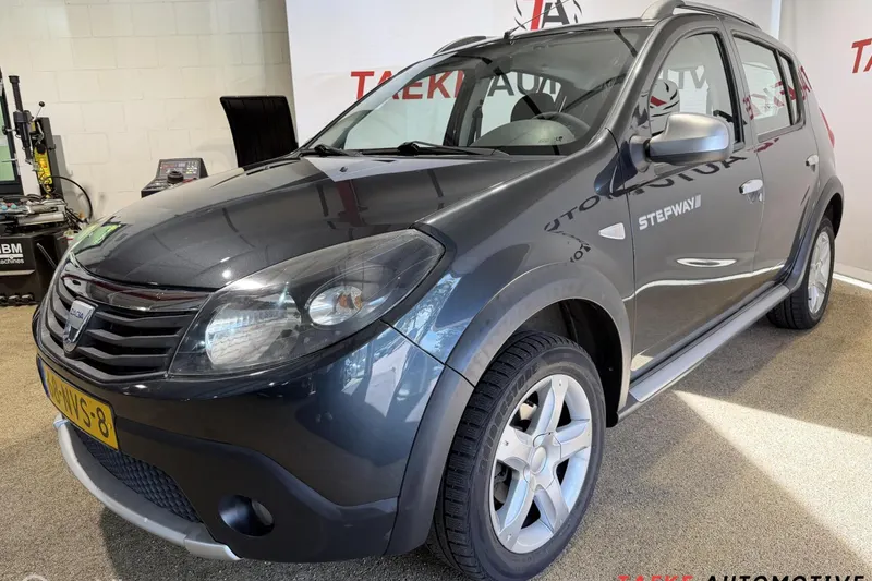 Dacia Sandero (2010)