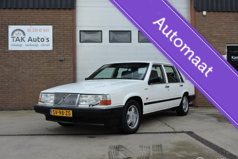 Volvo 760 (1988)