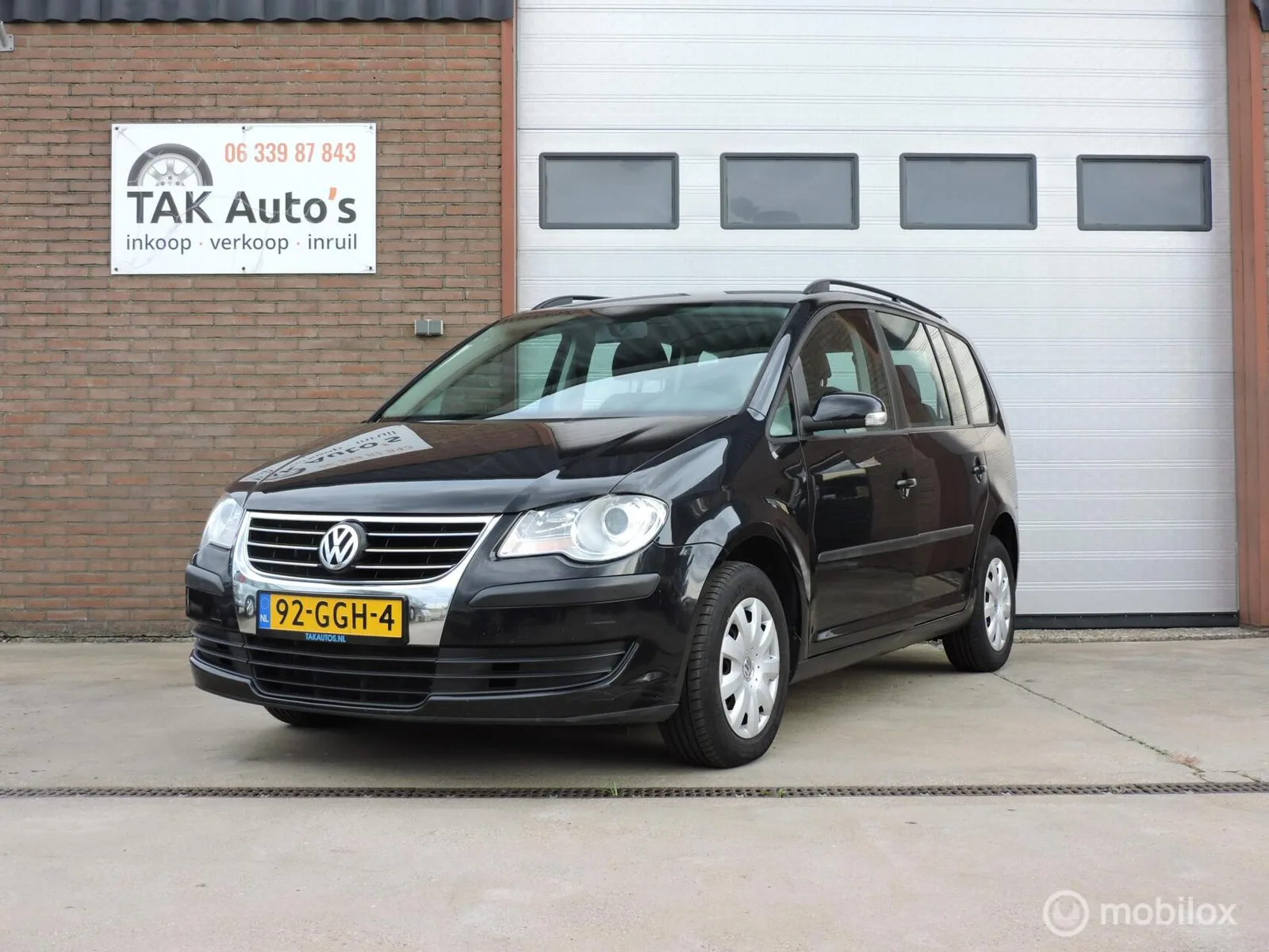 Volkswagen Touran (2008) — foto 1